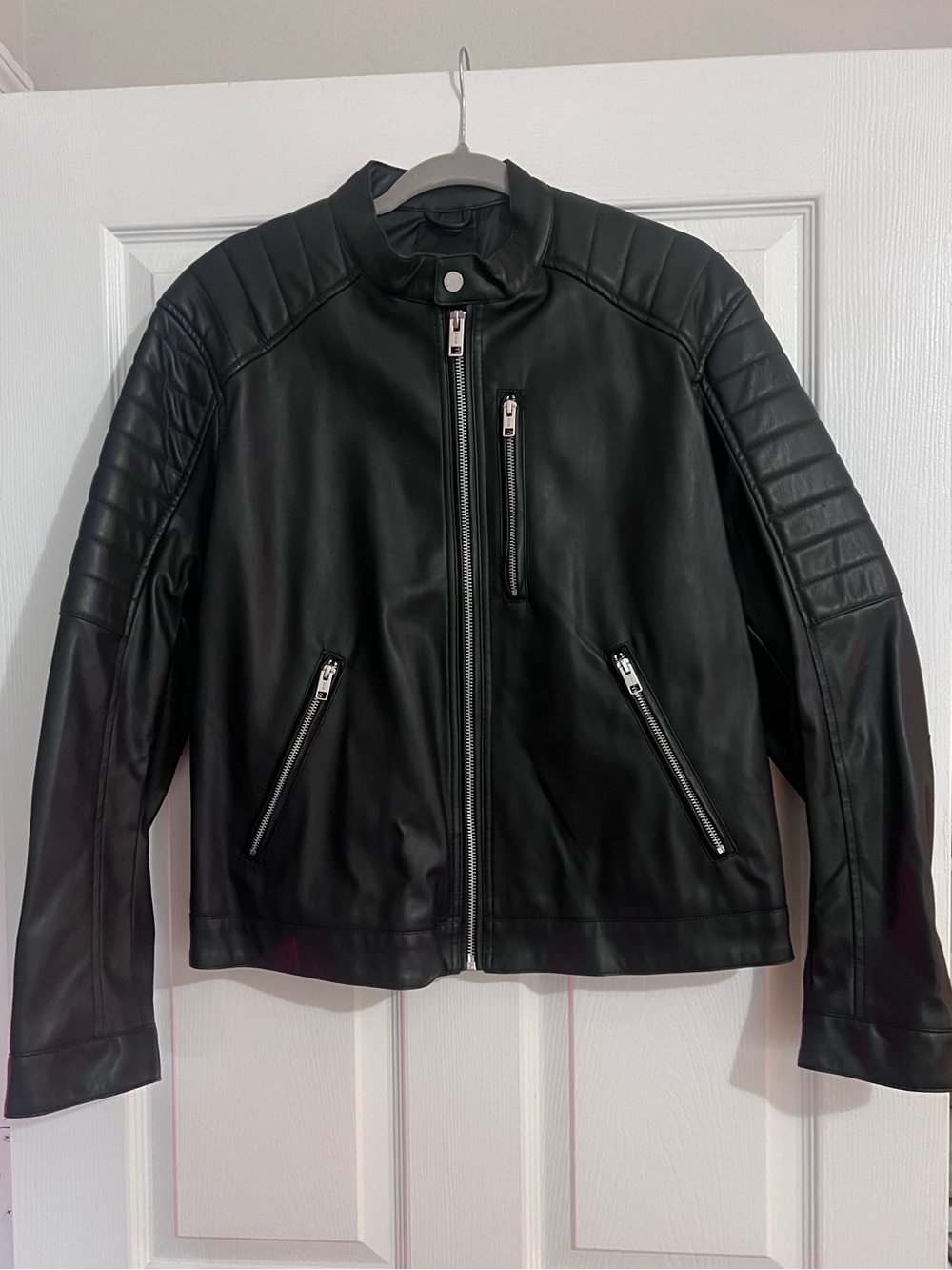 H&M Black Faux Leather Biker / Racer Moto Jacket Large